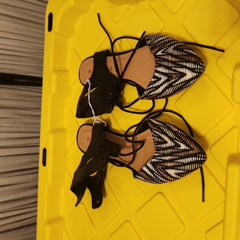 NWT Rampage sandals